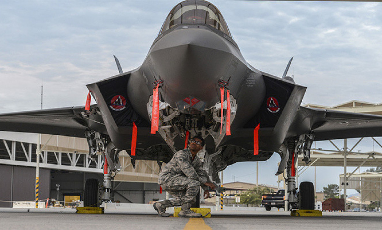 F35 electronic warfare systems readiness contract won by BAE Systems