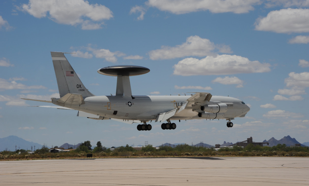 Iff An Upx 40 System Is Installed Into E 3 Sentry Awacs Aircraft Military Embedded Systems