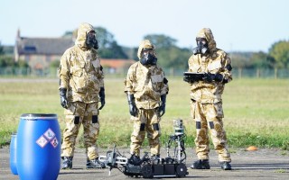 Sensors and machine learning equip chemical agent-seeking robot