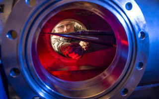 Hypersonic-missile R and D poised to disrupt conventional defense market, report says
