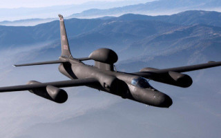 USAF recon plane to get radio, comms upgrades