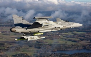 SDR from Rohde & Schwarz chosen by Saab for integration into Gripen fighter aircraft