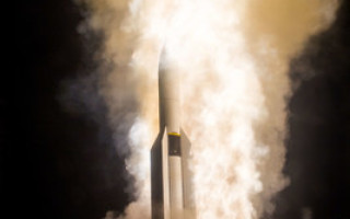 DoD approves Raytheon's SM-6 missile for international sales