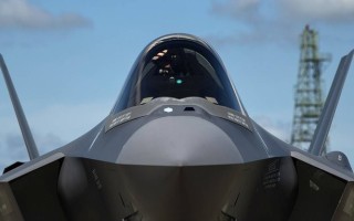 Wideband radome minimizes RF interference for F-35 AESA radar