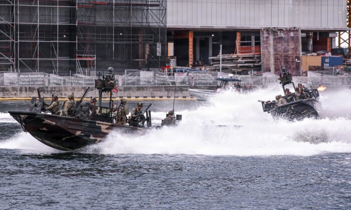 Members of U.S. Special Operations Forces and partner nations conduct a capabilities demonstration along the Tampa Bay waterfront during SOF Week 2026. Photo: USSOCOM