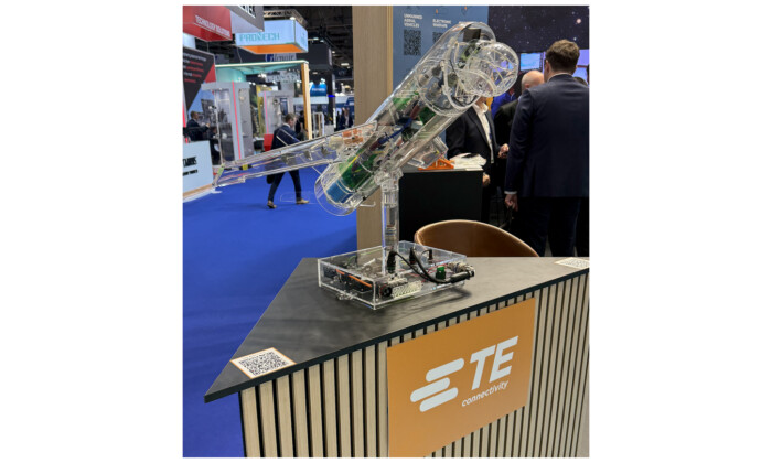 Photo of TE Connectivity UAS model by author.